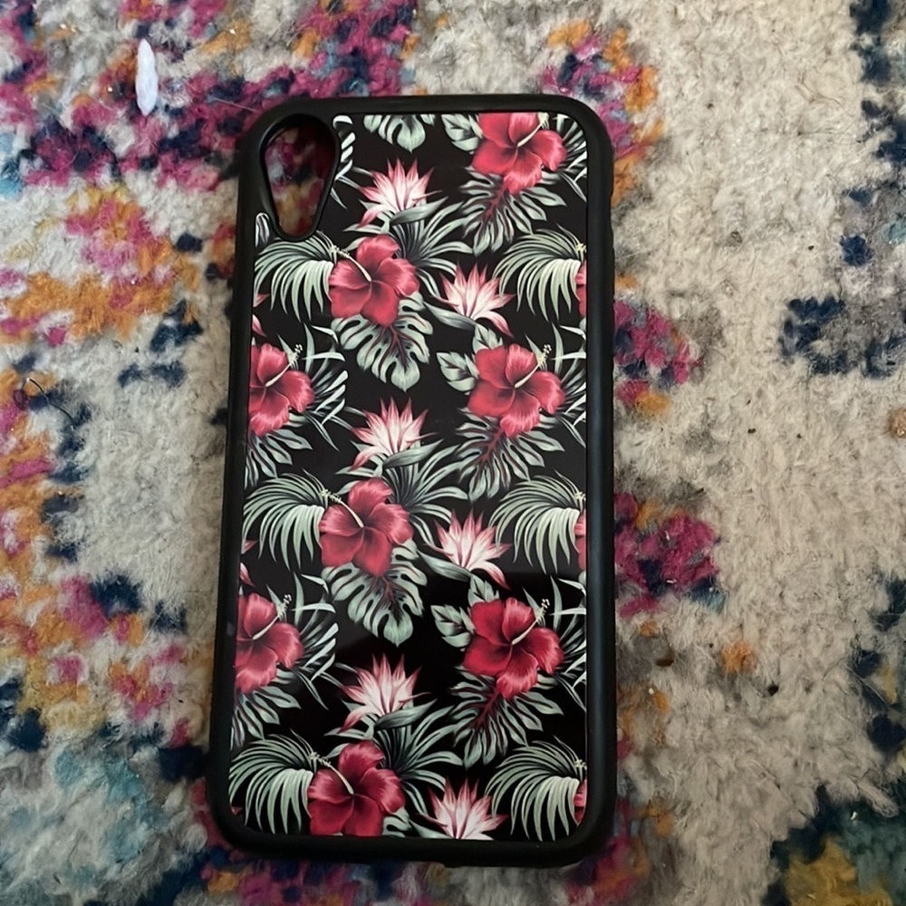 Phone cases - Picture 4 of 11